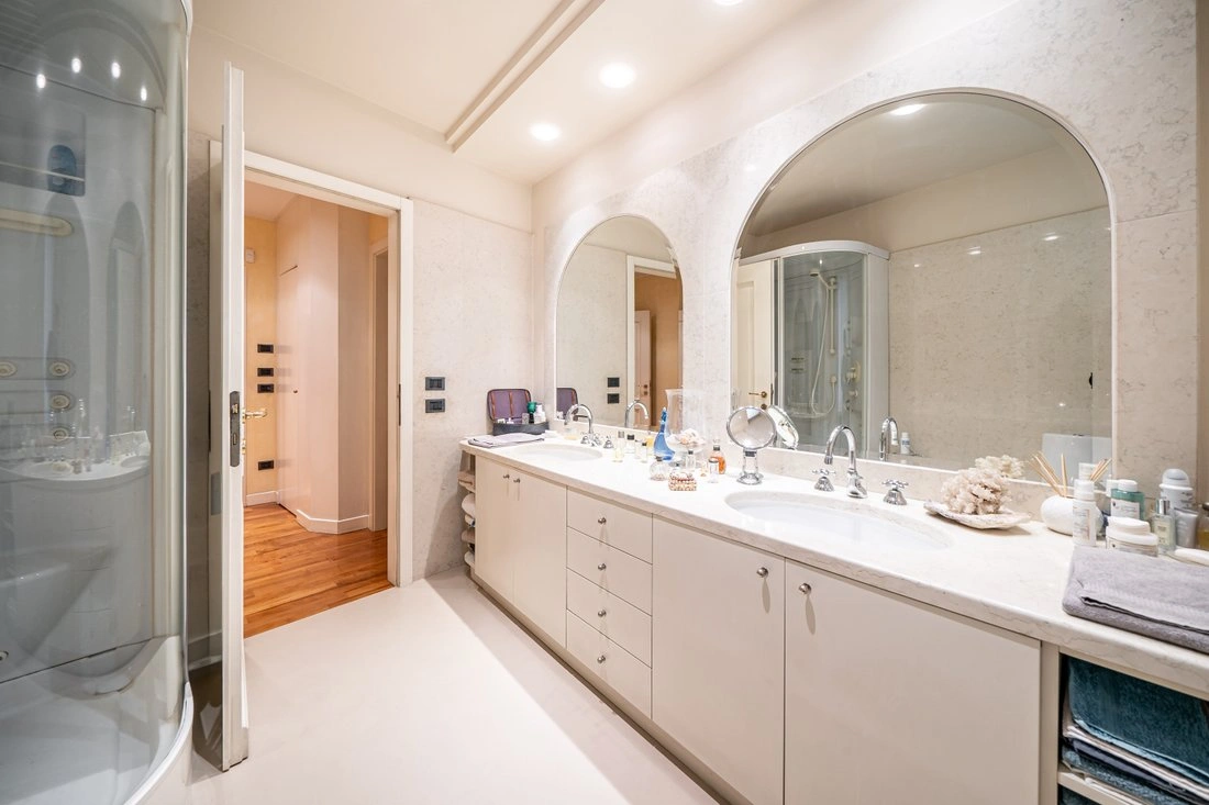 Просторная квартира 185 м² в Вероне, Италия