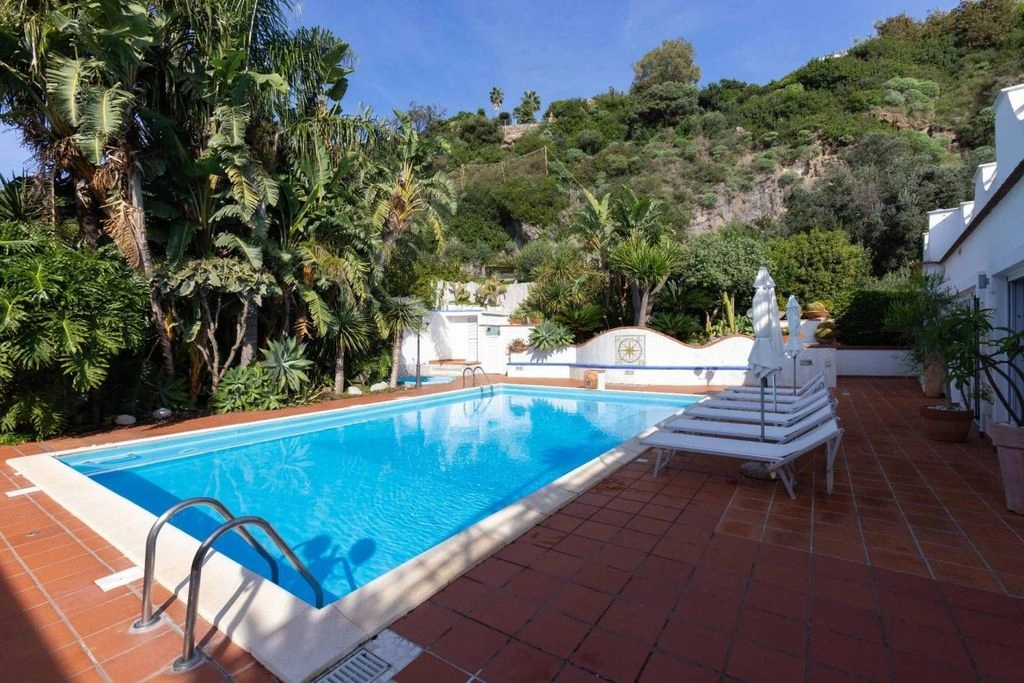 Роскошная вилла 425 м² в Неаполе, Италия