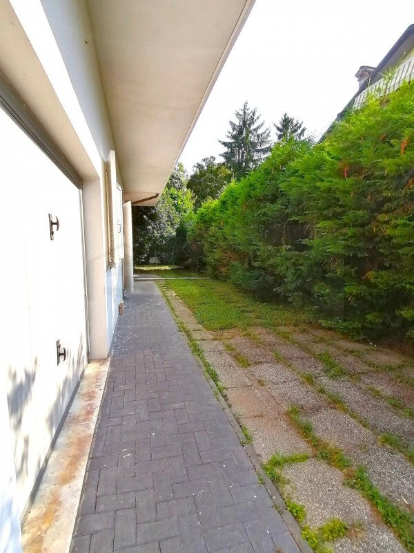 Просторный готовый к проживанию дом площадью 400 m² в Падуе, Италия