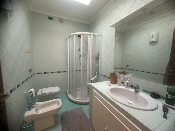 Уютный дом 6+1 в Падуе, Италия