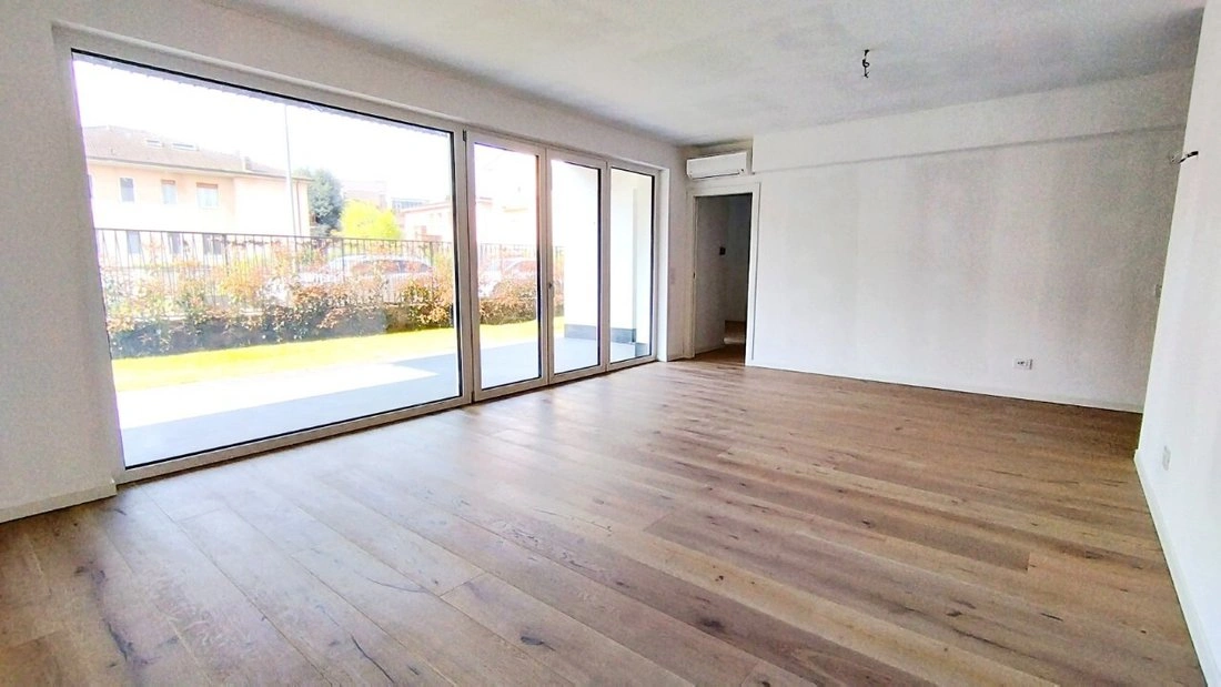 Просторная квартира 128 m2 в Бергамо, Италия