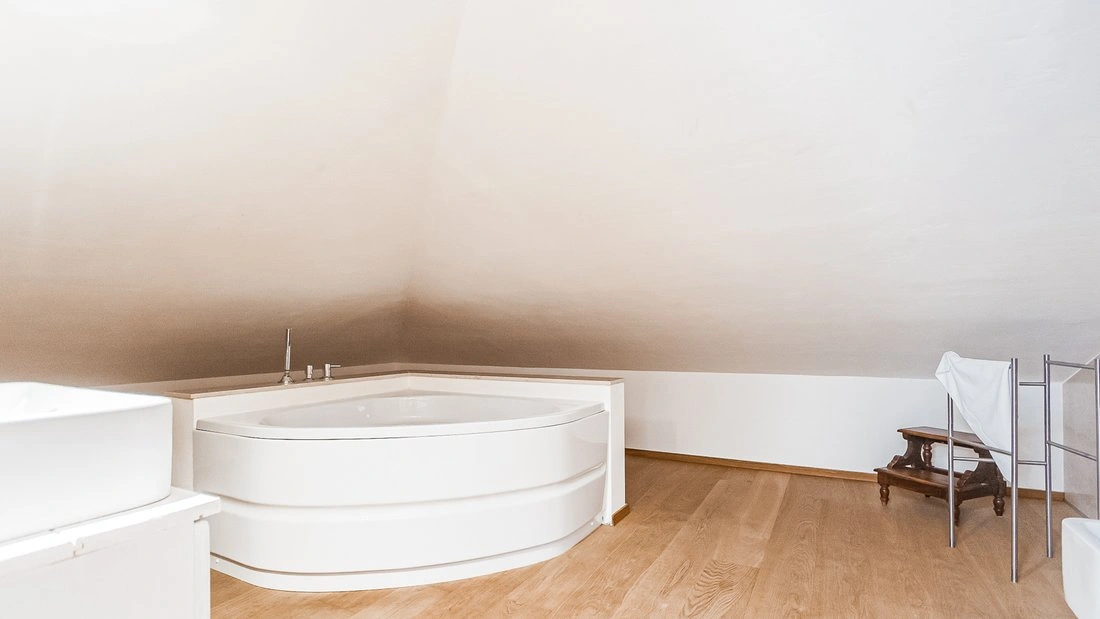 Вилла с видом на озеро, 460 м², Менаджо, Италия