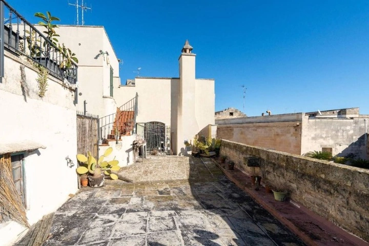 Просторная роскошная квартира 260 м² в Лечче, Италия