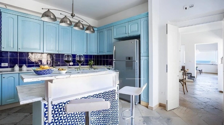 Меблированная вилла, 330 m², Сицилия, Италия