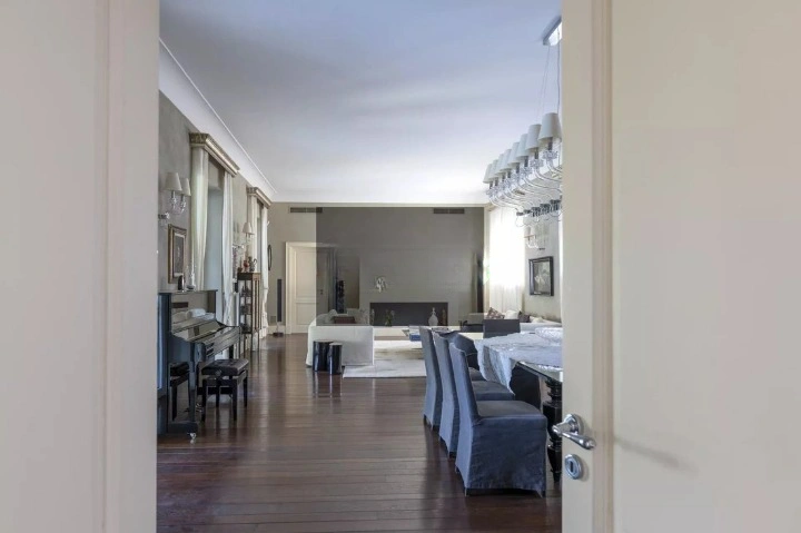 Привлекательная вилла 4+1 в Таормине, Италия