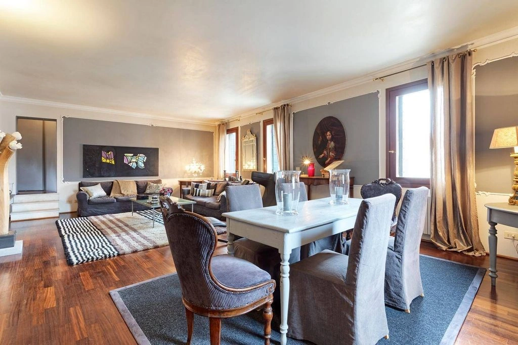 Меблированный пентхаус 250 m2 в Венеции, Италия