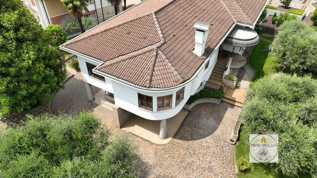 Новая вилла 330 m2 в Падуе, Италия