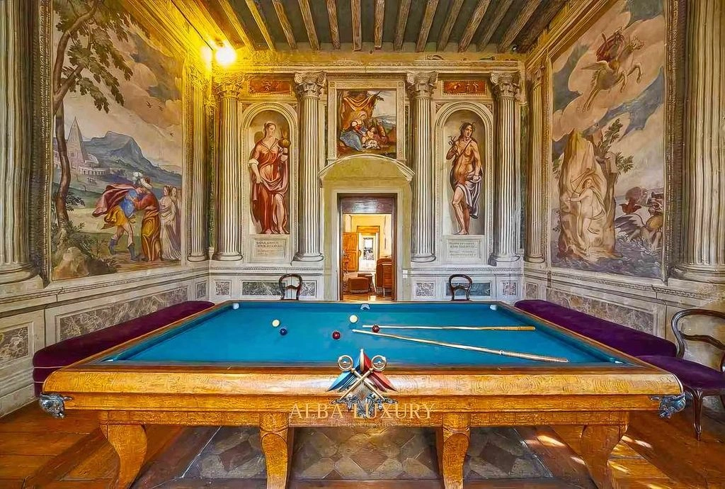 Просторный меблированный дом площадью 6000 м² в Падуе, Италия