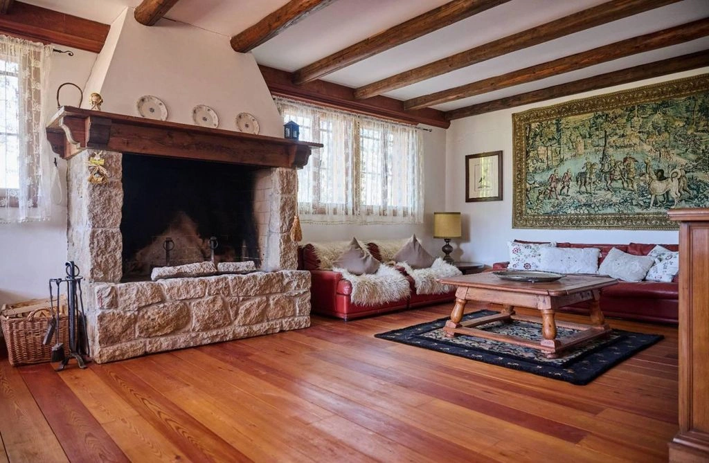 Luxury house of 344 m2 with sea view area in Padua, Italy