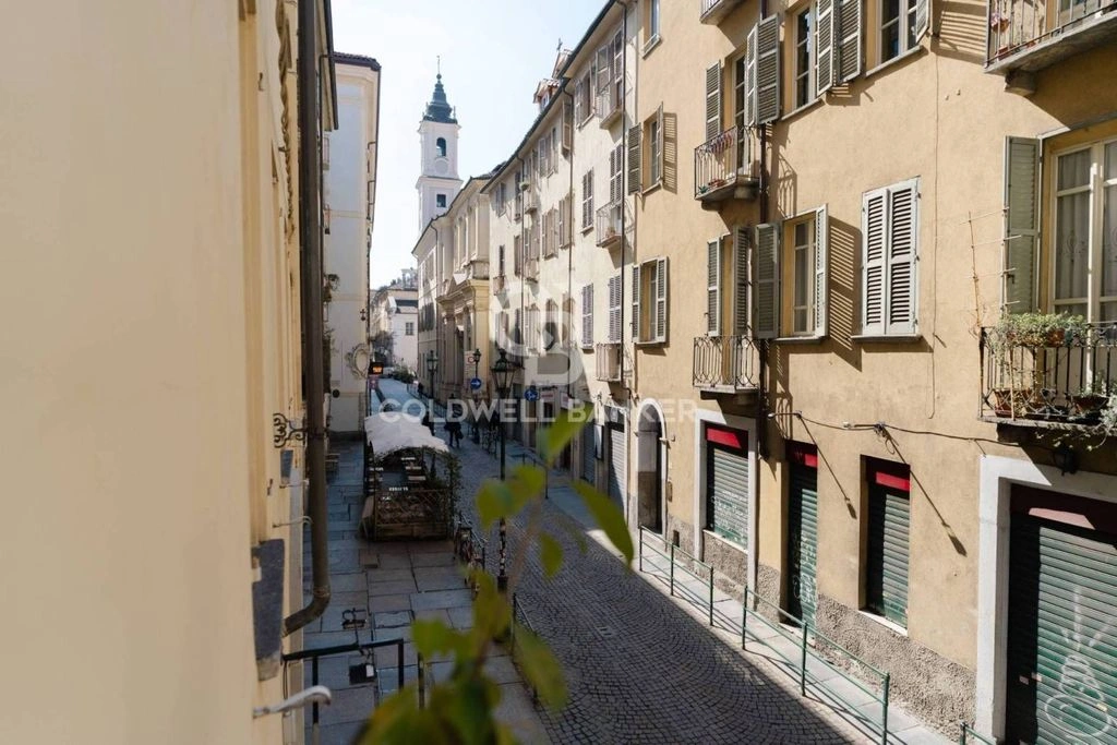 Просторная квартира 170 м² в Турине, Италия