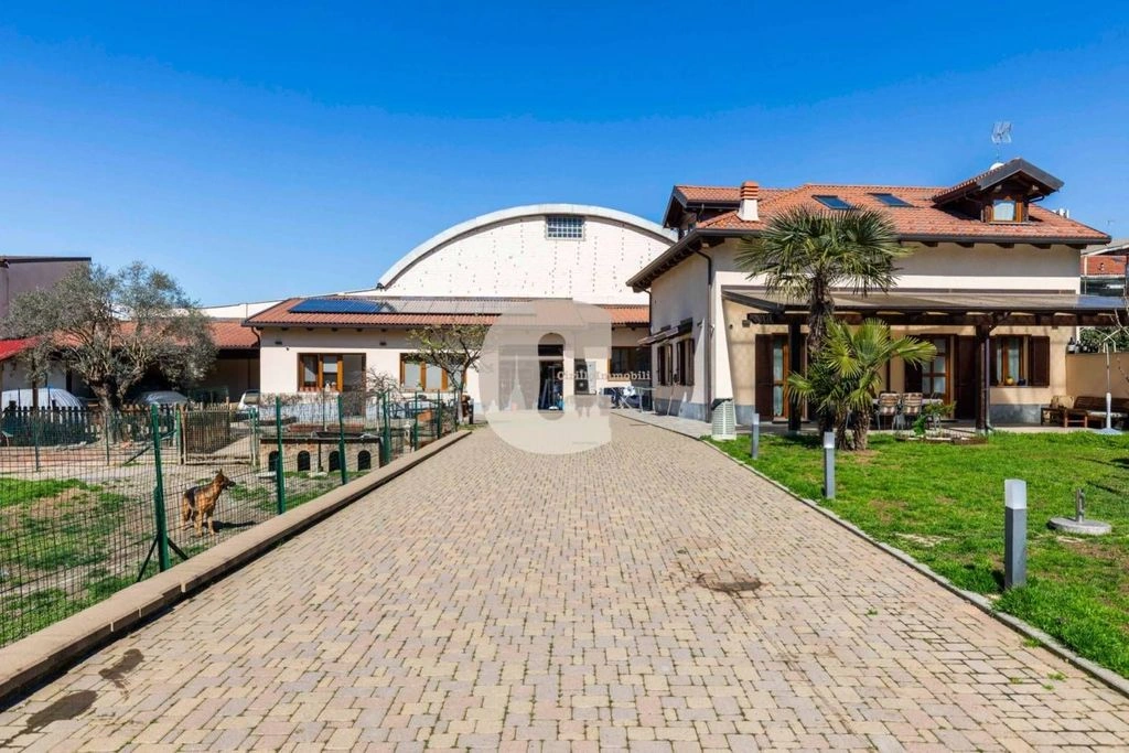 Прекрасная вилла 457 м² в Турине, Италия