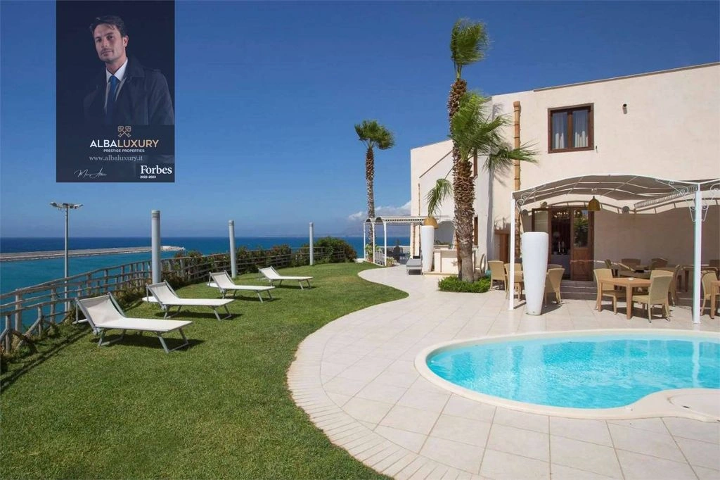 Просторная вилла 2500 м² в Палермо, Италия