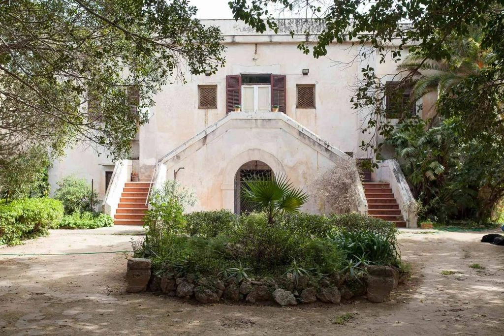 Просторный дом 1900 m² в Палермо, Италия