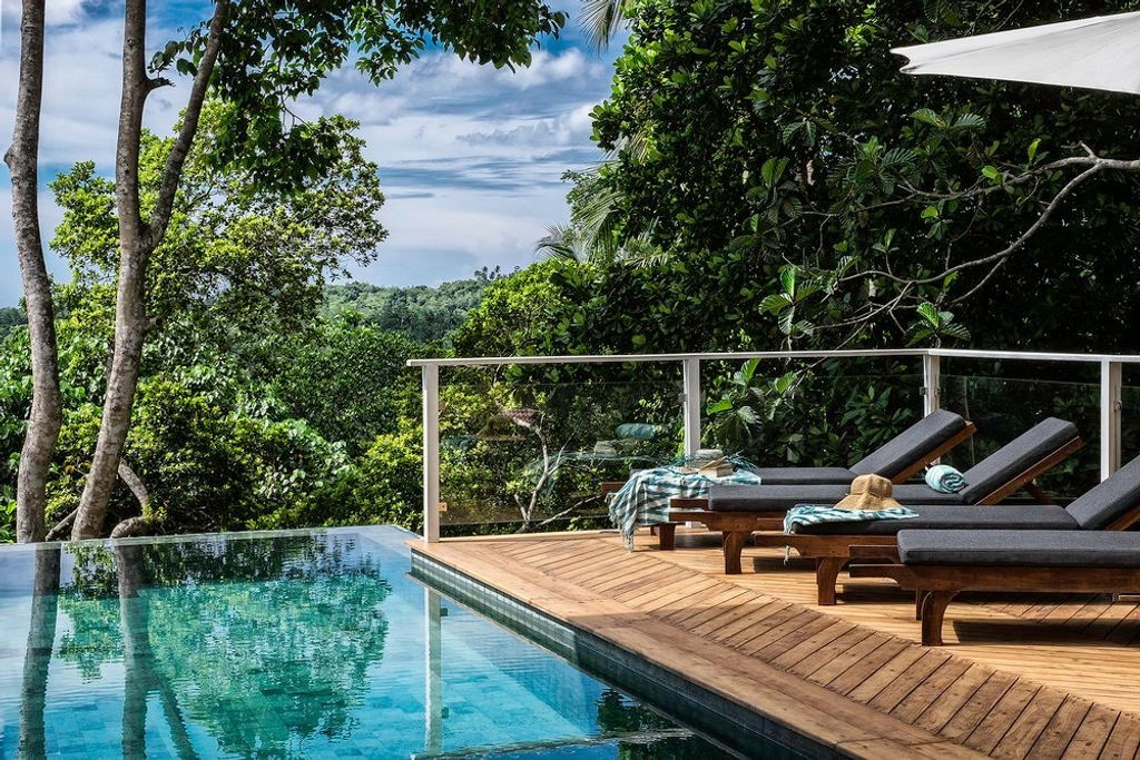 Вилла 3+1 с открытым бассейном в Галле, Шри-Ланка