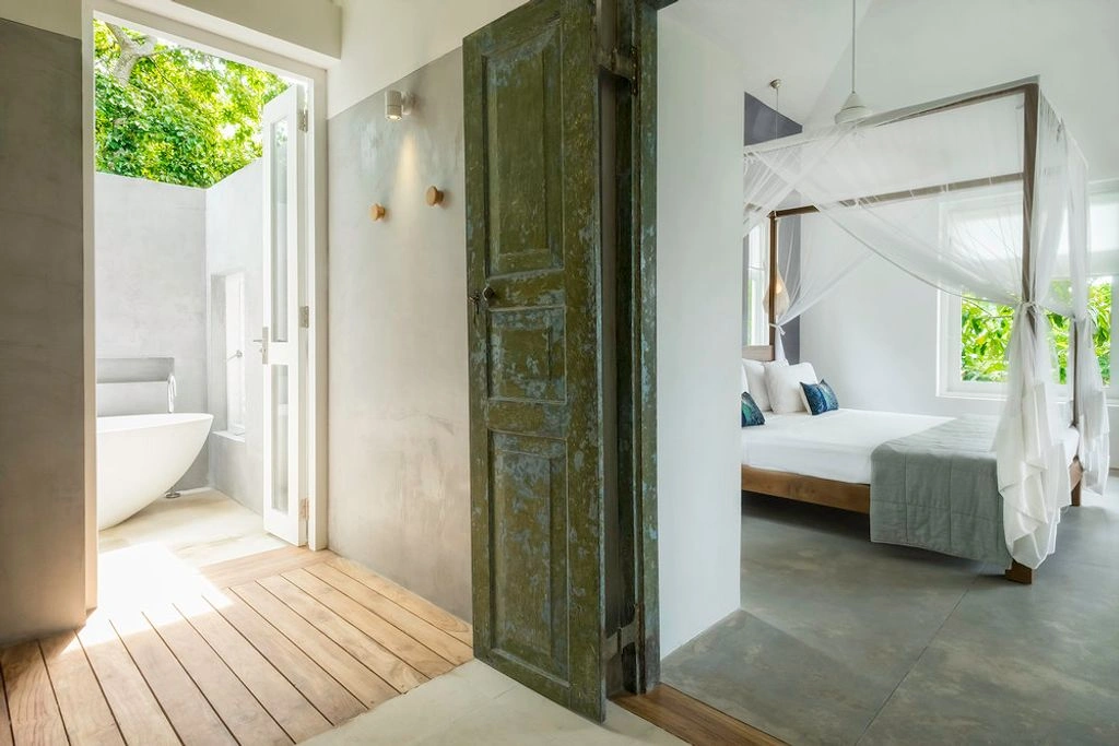 Вилла 3+1 с открытым бассейном в Галле, Шри-Ланка