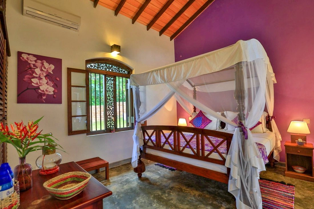 Вилла 302 m2 с садом в Галле, Шри-Ланка