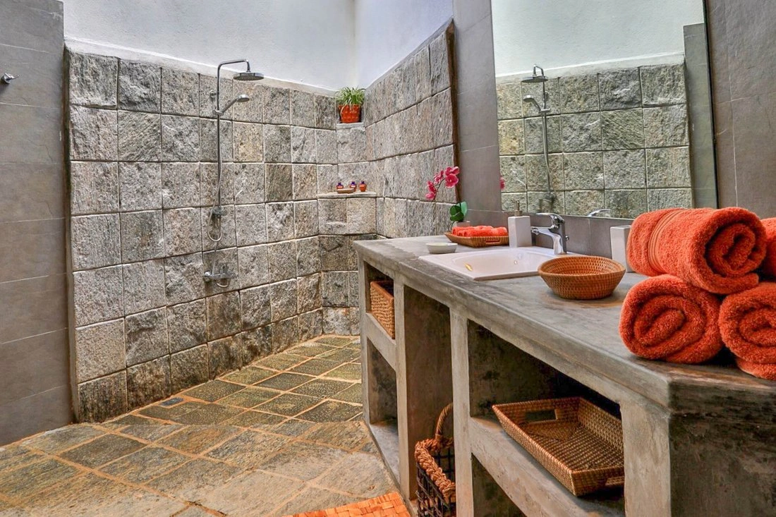 Вилла 302 m2 с садом в Галле, Шри-Ланка