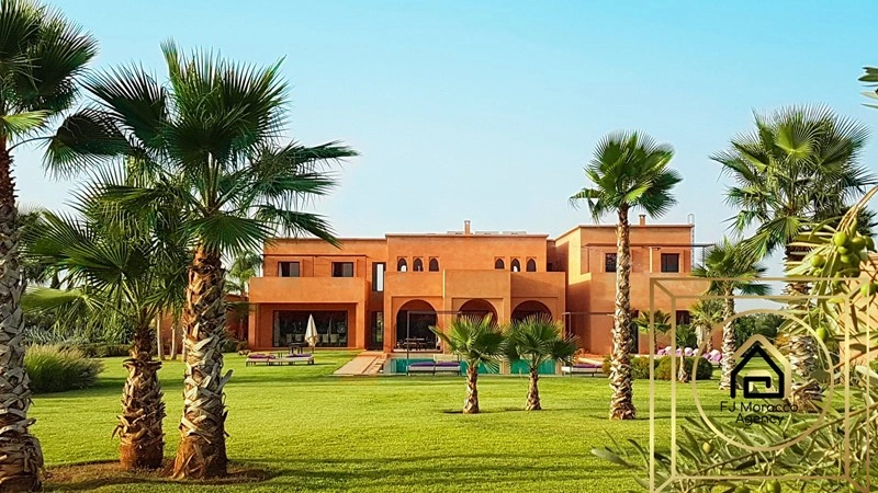 Просторный дом 10+1 в Марракеше, Марокко