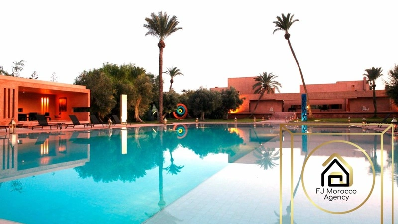 Семейный дом 18+1 в Марракеше, Марокко