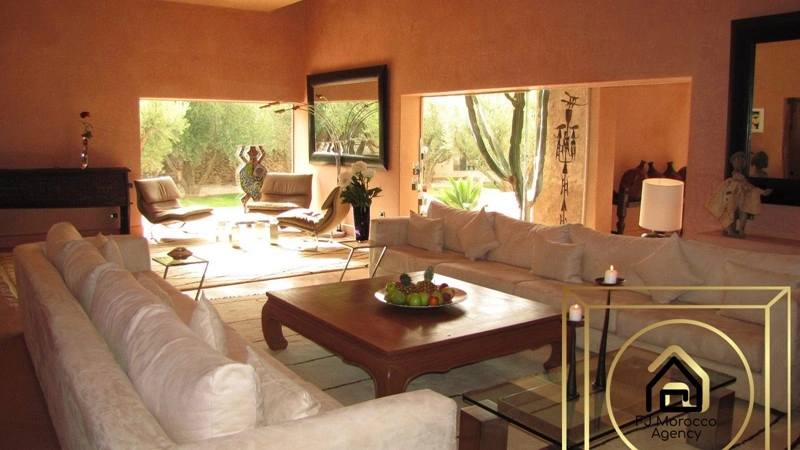 Семейный дом 18+1 в Марракеше, Марокко