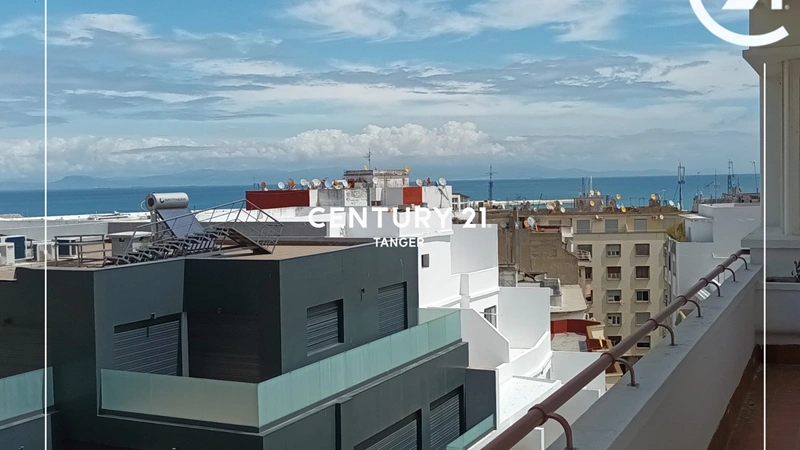 Просторная квартира 3+1 в Танжере, Марокко