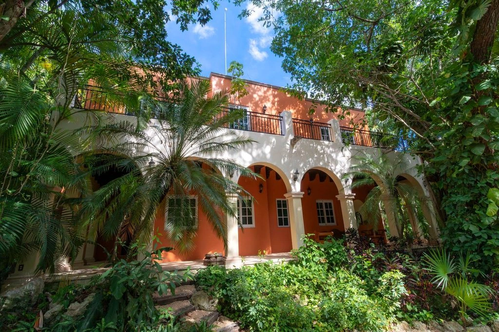 Престижный дом с 5 спальнями в Канкуне, Мексика