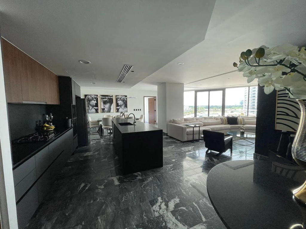 Просторная квартира с 3 спальнями в Канкуне, Мексика