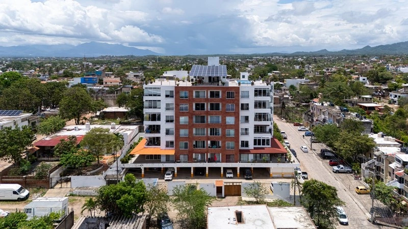 Обновлённая 3‑комнатная квартира в Пуэрто-Вальярте, Мексика