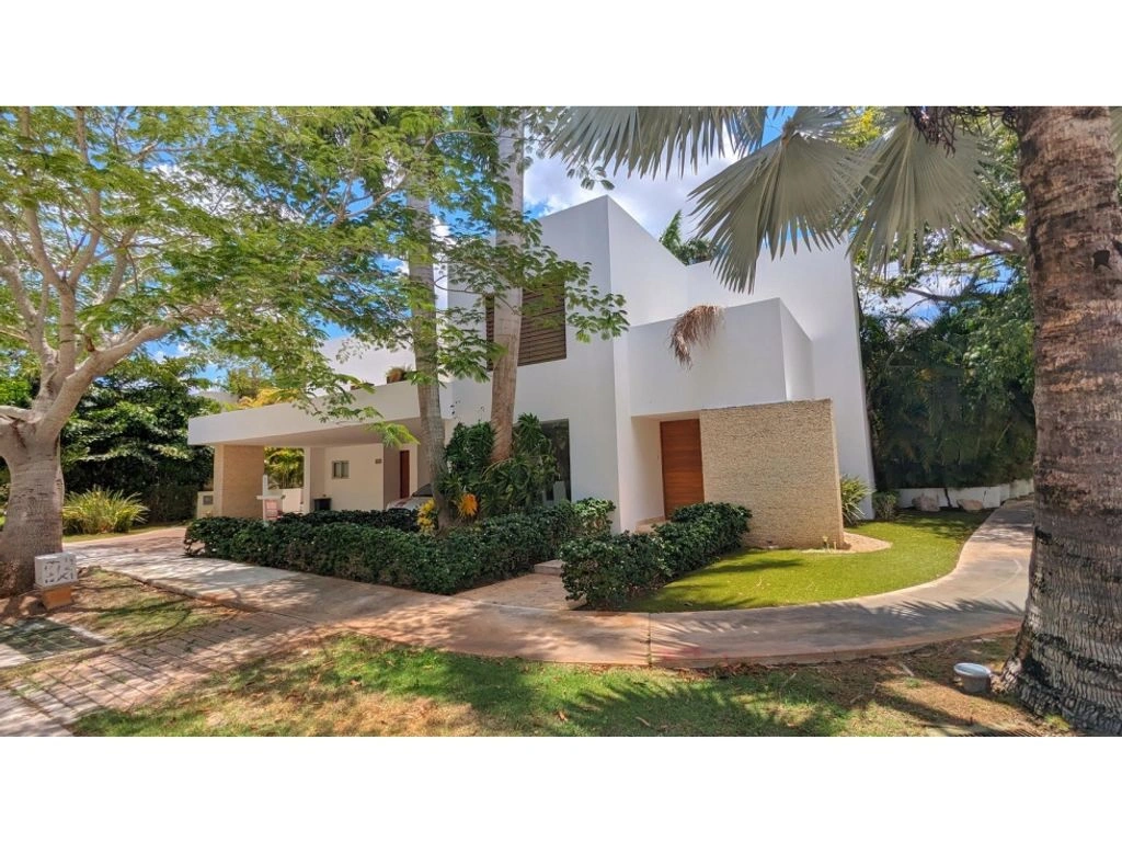 Уютный дом 809 м² в Мериде, Мексика