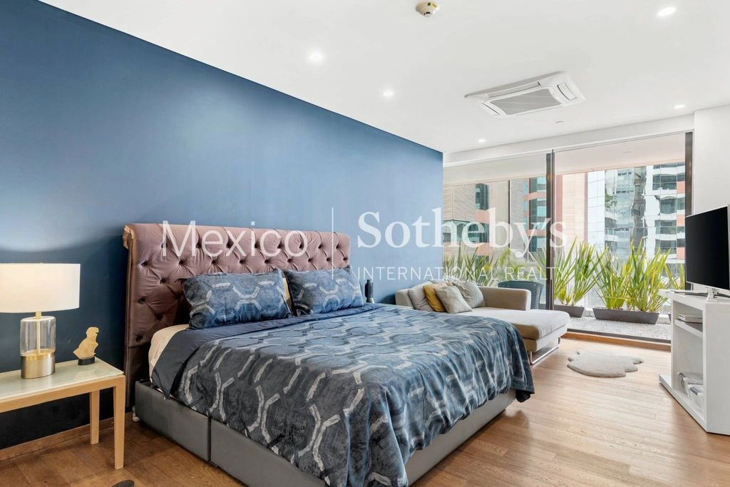 Просторная трехкомнатная квартира в Мехико, Мексика