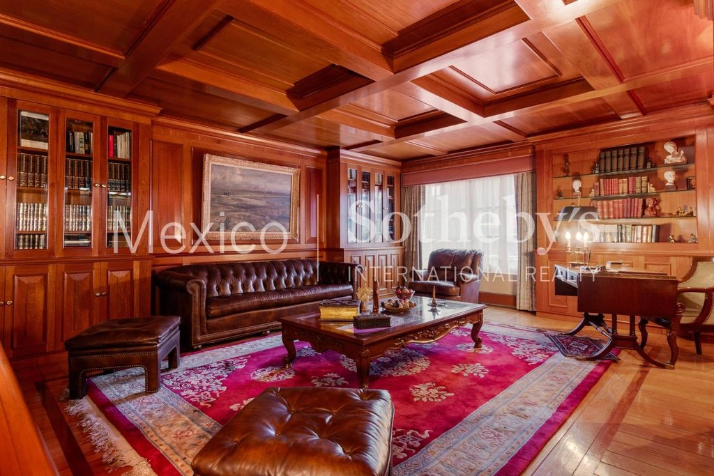 Просторный дом 1241 м² в Мехико, Мексика
