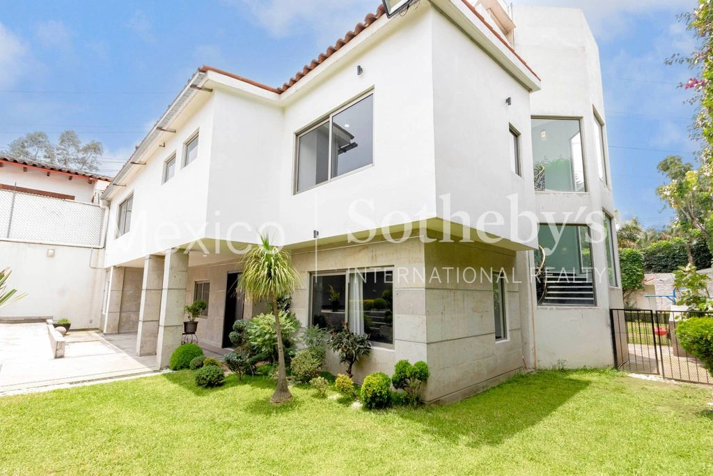 Просторный дом с 5 спальнями в Мехико, Мексика