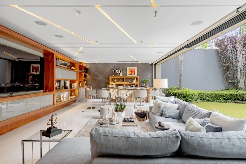 Просторный коттедж с 5 спальнями в Мехико, Мексика