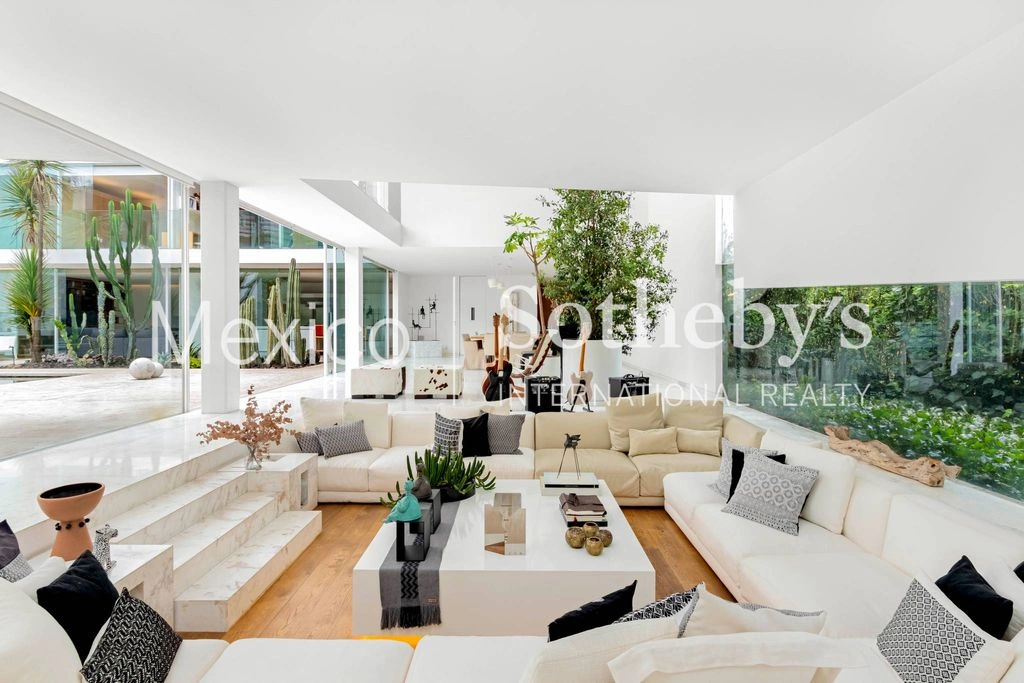 Роскошный архитектурный дом с 4 спальнями в Мехико, Мексика