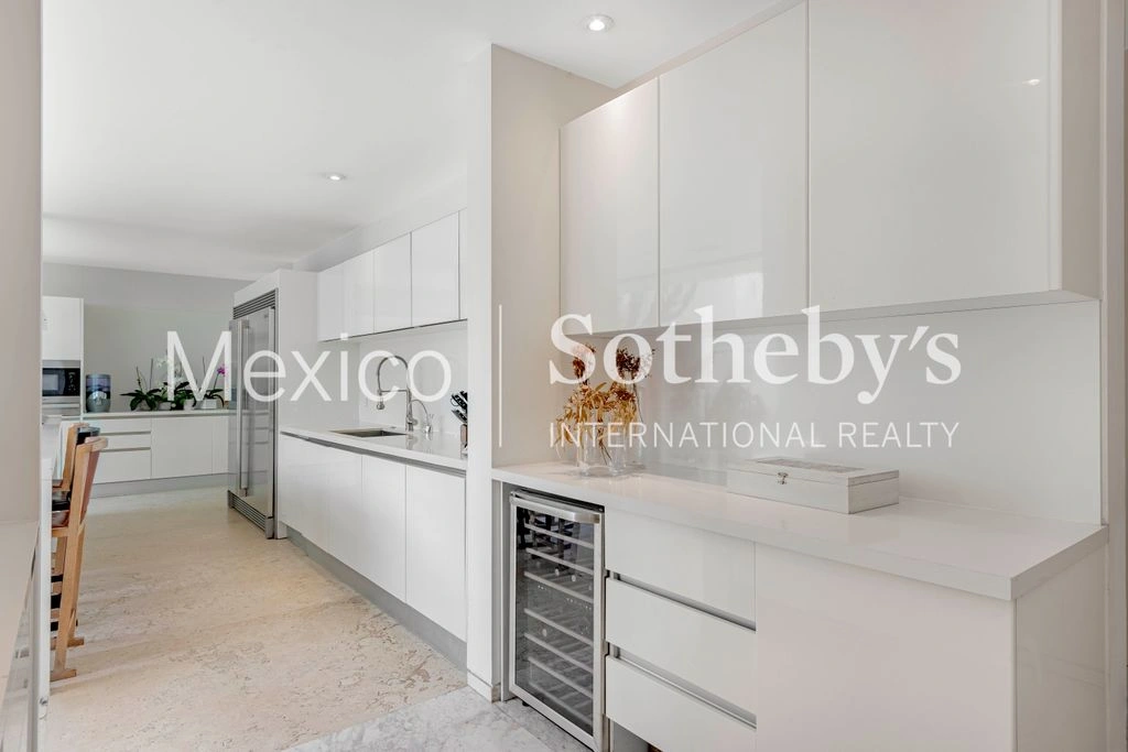 Роскошный архитектурный дом с 4 спальнями в Мехико, Мексика