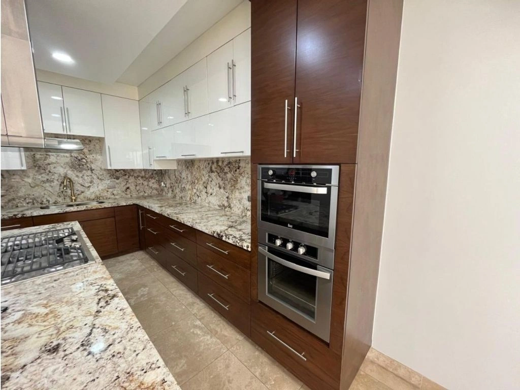 Светлая 5-спальная вилла в Тихуане, Мексика