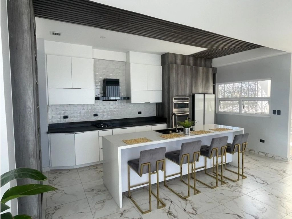 Просторный пентхаус с 3 спальнями в Тихуане, Мексика