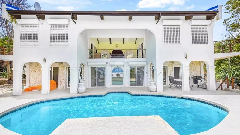 Обновлённая вилла 4+1 в Филлипсбурге, Сен‑Мартен