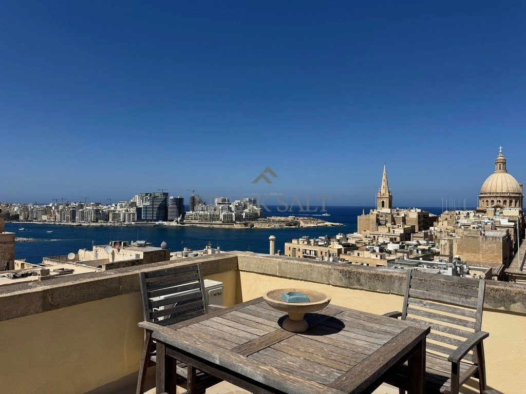 Квартира 2+1 с открытым парковочным местом в Валлетте, Мальта