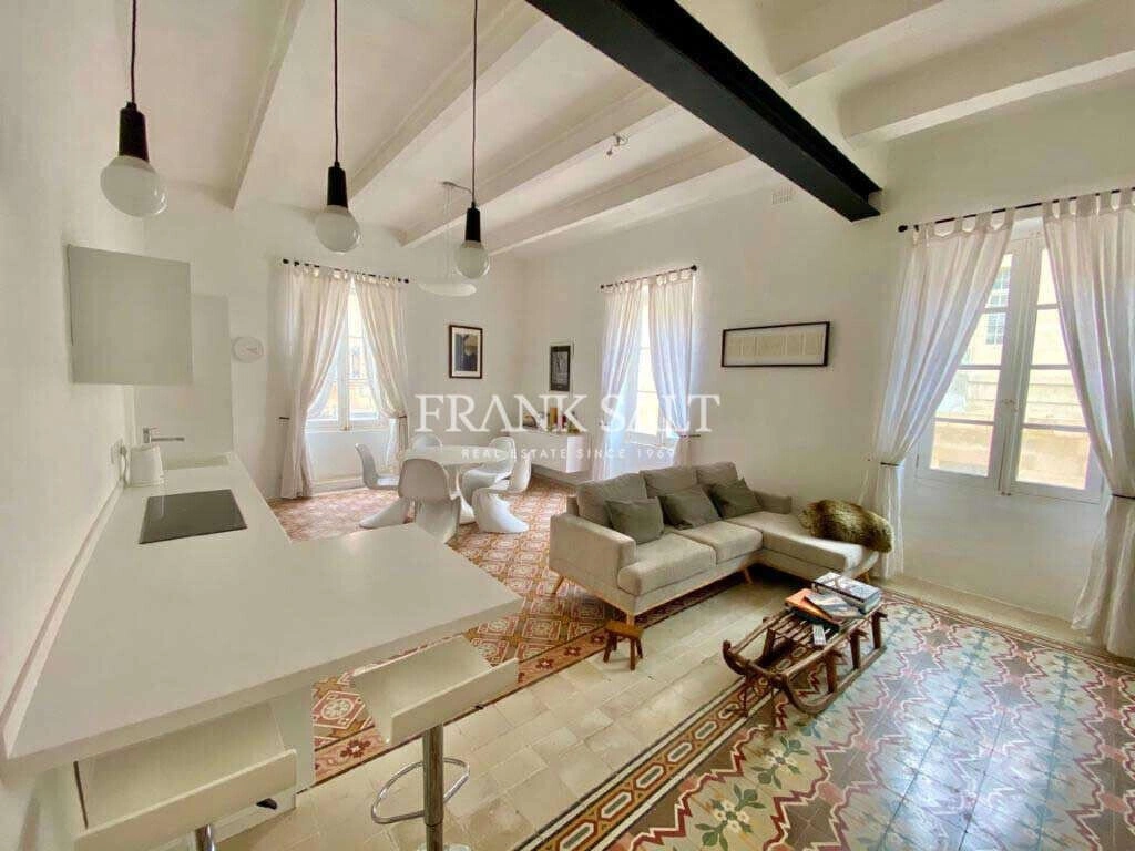 Квартира 1+1 с видом на море в Валлетте, Мальта