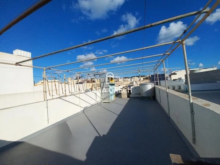 Таунхаус 3+1 с высокими потолками в Биркиркаре, Мальта