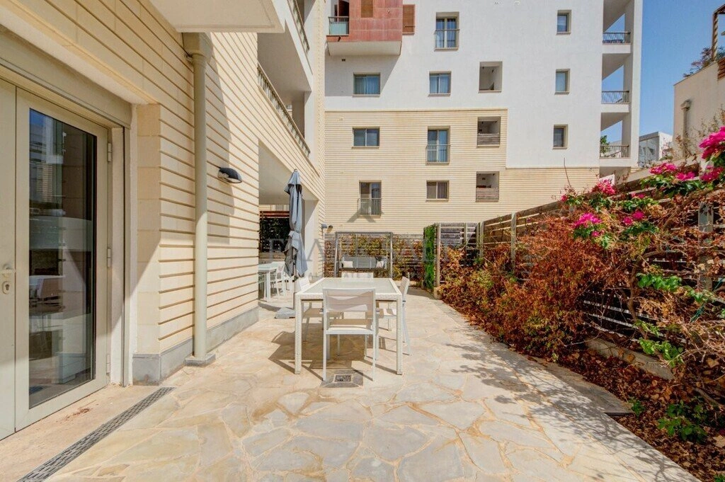 Квартира 3+1 с видом на город в Слиеме, Мальта