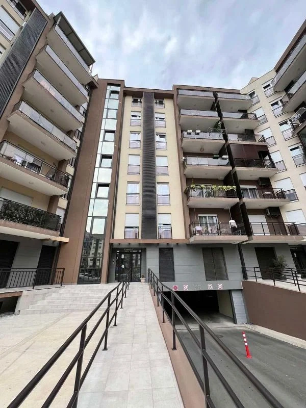 Светлая квартира 2+1 в Подгорице, Черногория