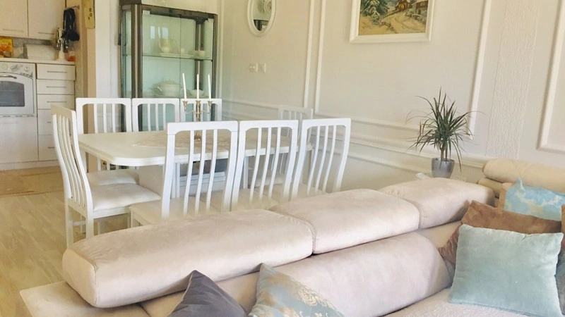 Светлая квартира площадью 83 м² у пляжа в Баошичи, Черногория