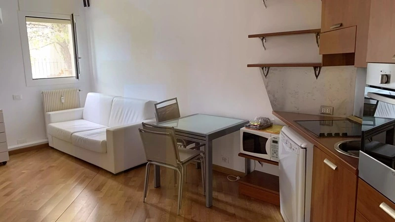 Престижная квартира площадью 55 м2 в районе Сен-Роман в Монако