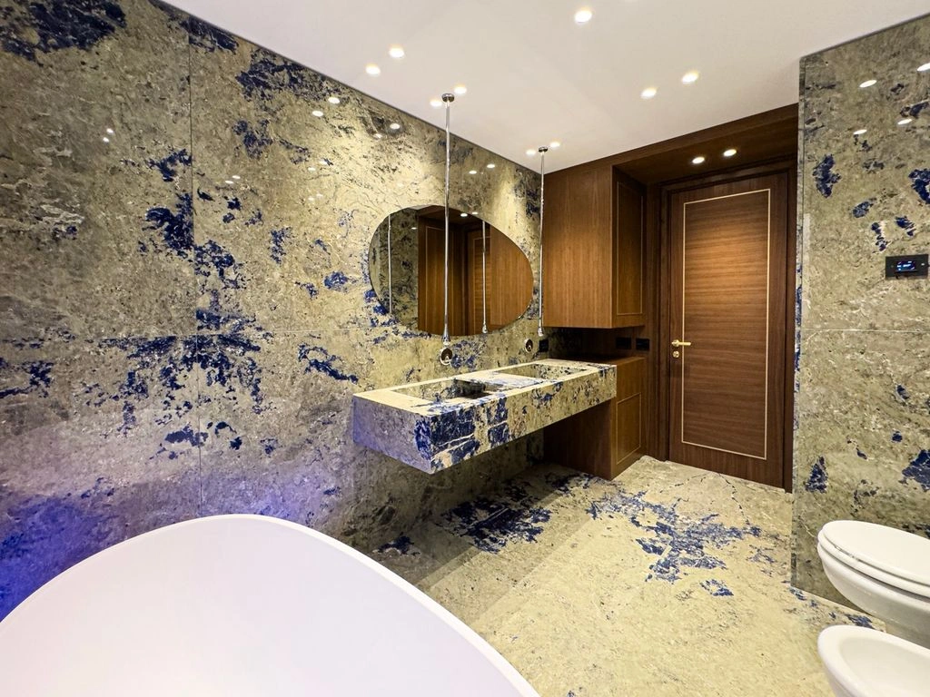 Уникальная квартира площадью 180 м2 в одном шаге от пляжа Ларвотто, Монако