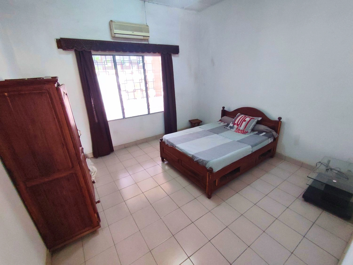 Просторный дом 128 m2 в Тулиара, Мадагаскар