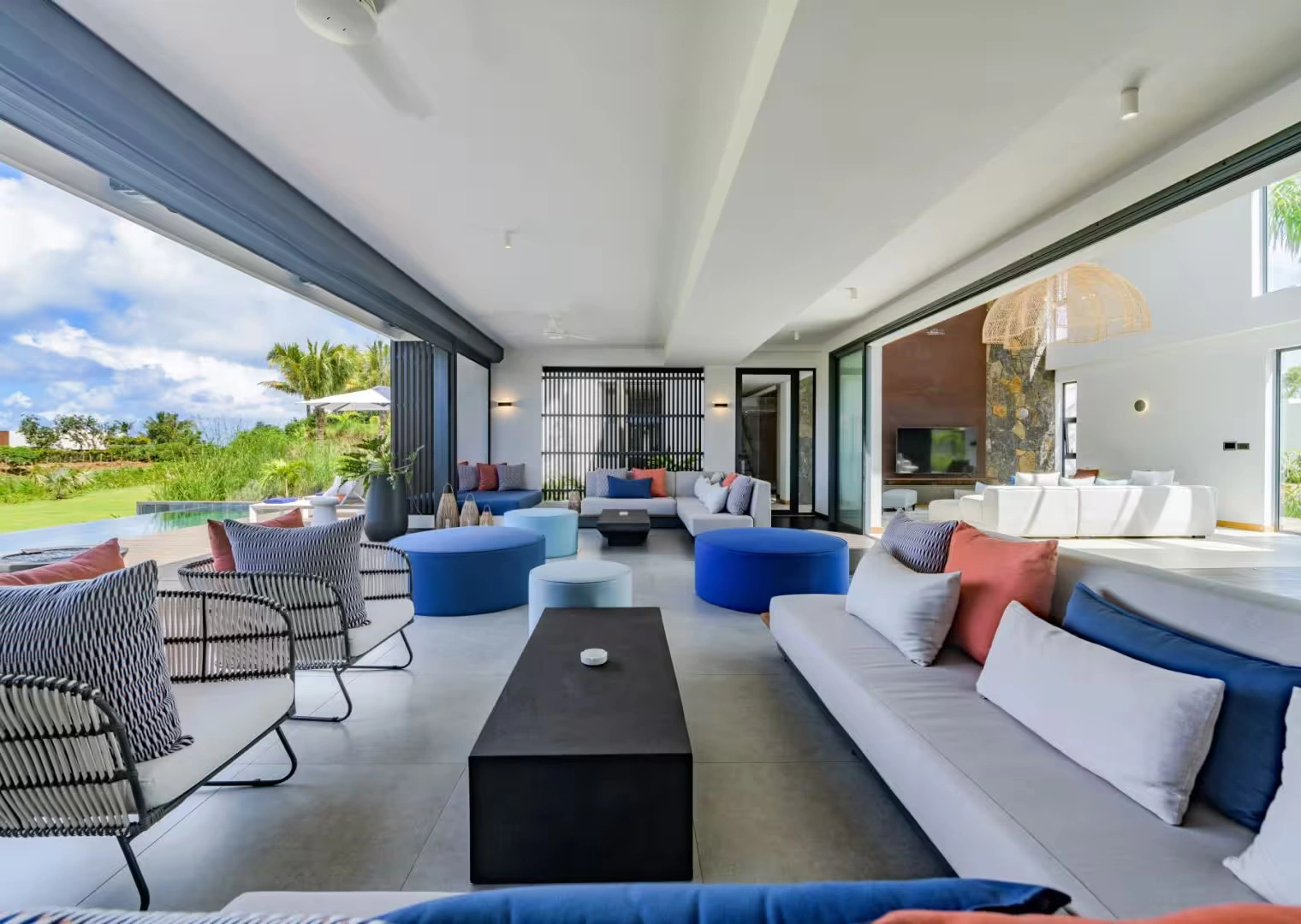 Вилла 1053 m2 с парковкой в Нуакшоте, Мавритания