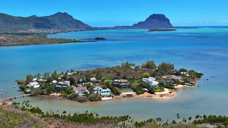 Светлая квартира 4+1 в Гранд-Ривьер-Нуар, Маврикий