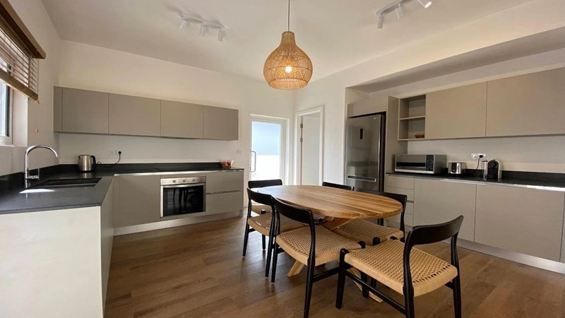 Просторная квартира 3+1 в Grand Rivière Noir, Маврикий